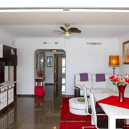 Carihuela Apartment *
