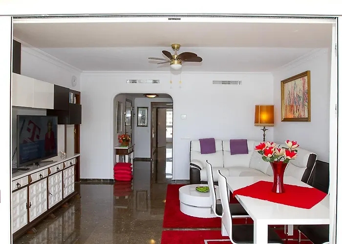 Carihuela Apartment *